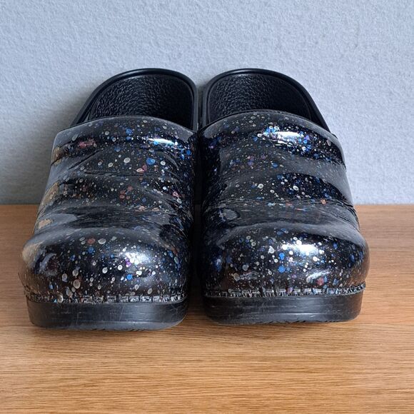 Dansko Women’s 41 US 11 Paint Splatter Patent Leather Comfort Clogs Shoes - Picture 2 of 10